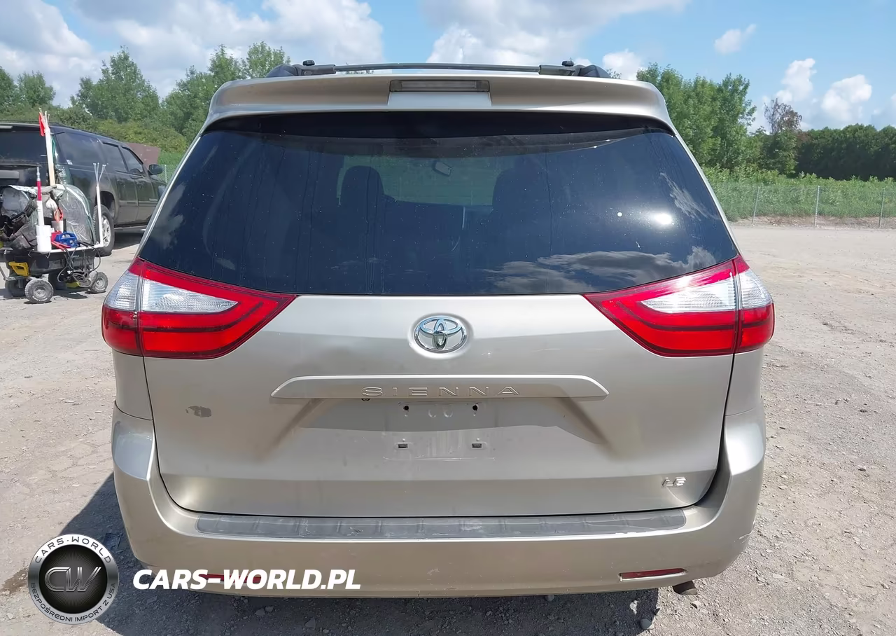 2015 Toyota Sienna Le 8 Passenger VIN:5TDKK3DC6FS585195 - 16