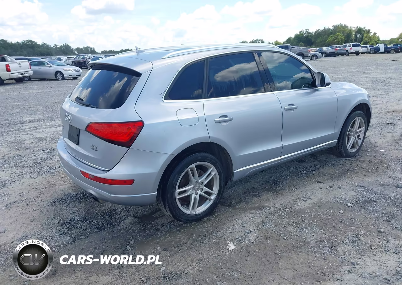 2017 Audi Q5 2.0T Premium VIN:WA1C2AFP2HA090740 - 4