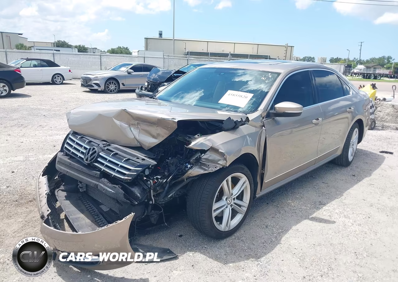 2015 Volkswagen Passat 1.8T Sel Premium VIN:1VWCS7A33FC075269 - 2