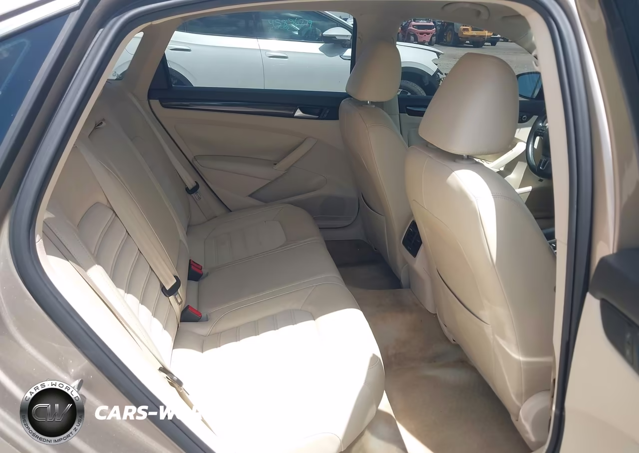 2015 Volkswagen Passat 1.8T Sel Premium VIN:1VWCS7A33FC075269 - 8