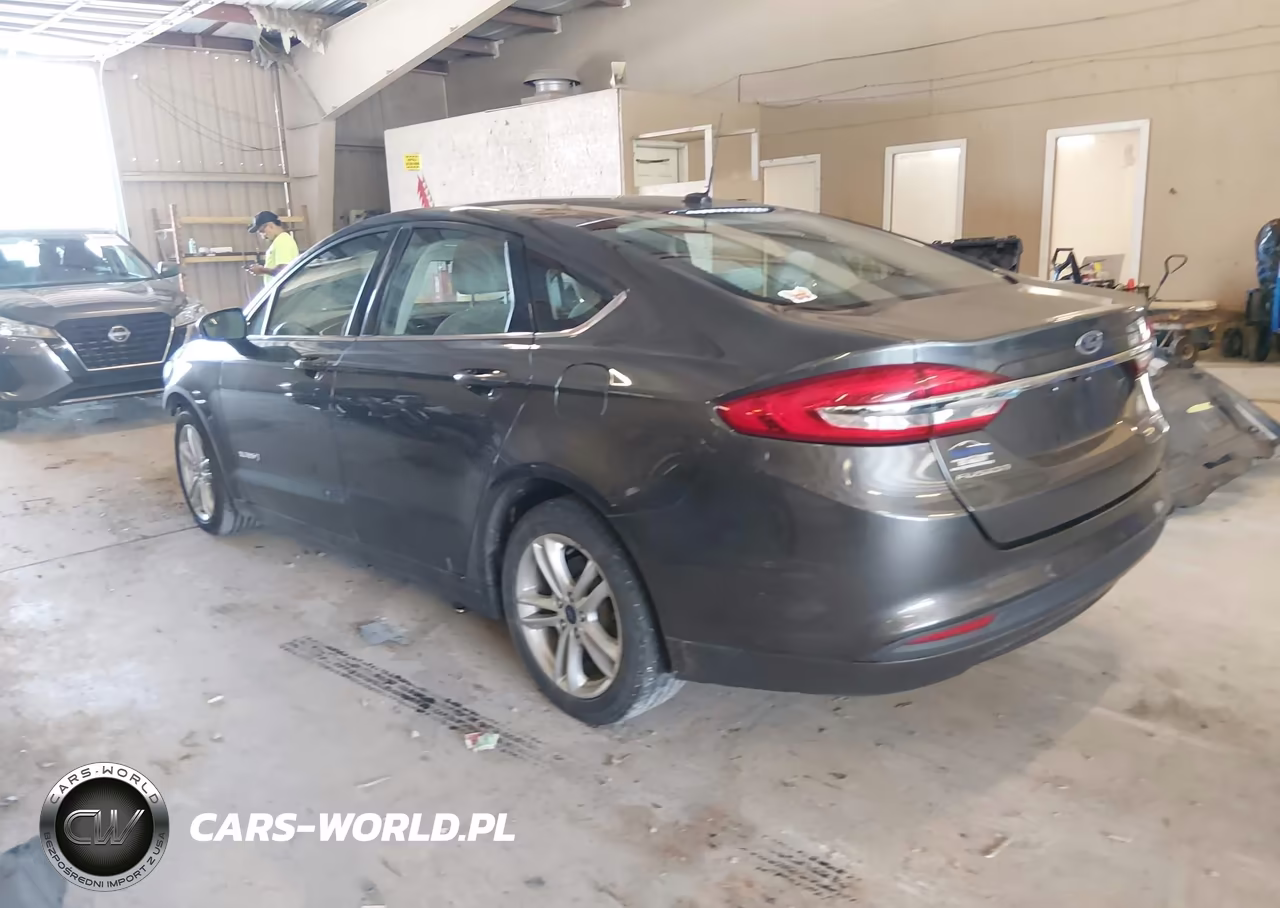2018 Ford Fusion Hybrid S VIN:3FA6P0UU4JR122449 - 3