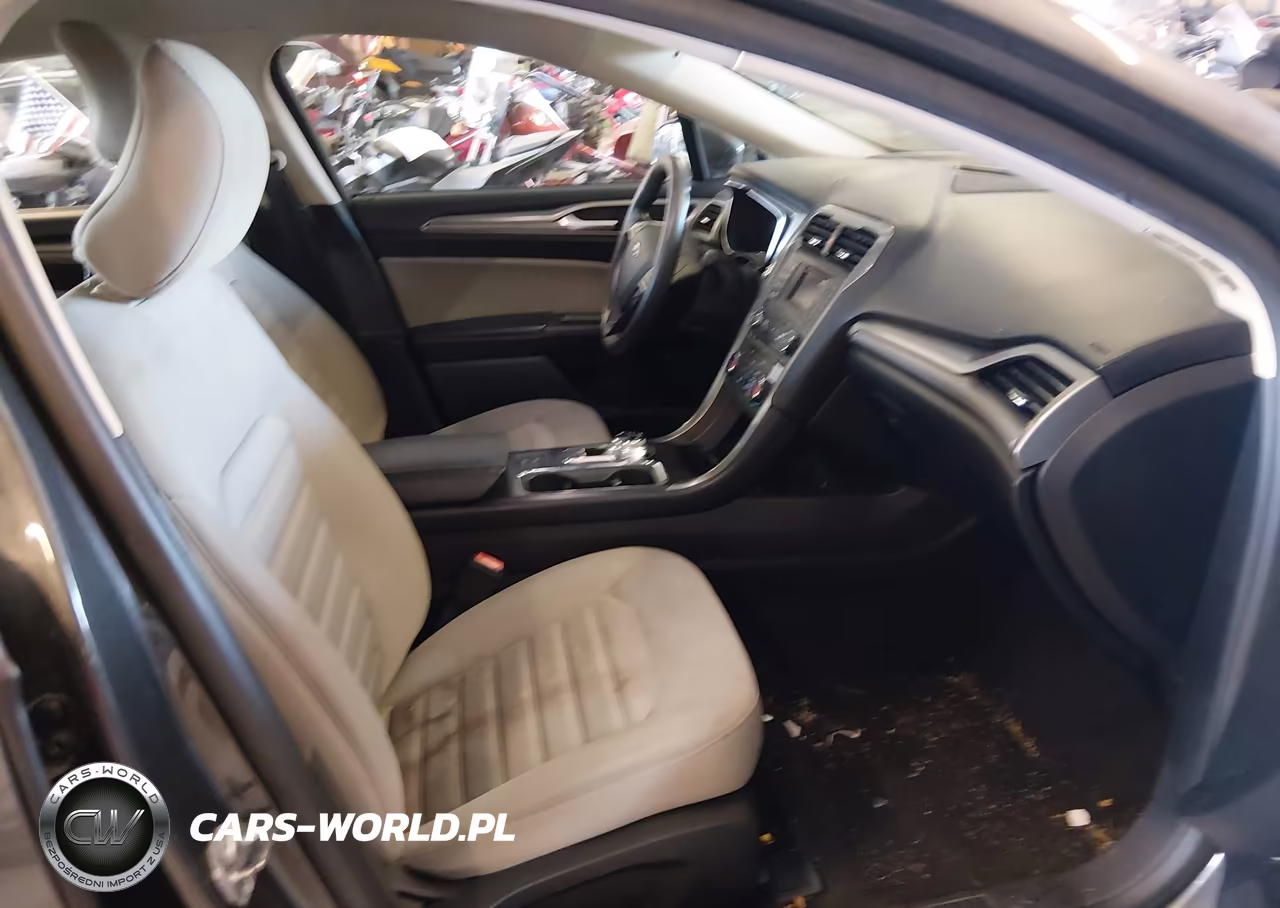 2018 Ford Fusion Hybrid S VIN:3FA6P0UU4JR122449 - 5