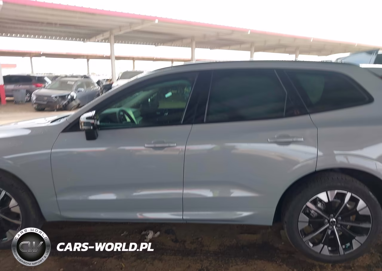 2026 Volvo Xc60 B5 Plus VIN:YV4M12RC5T1300149 - 14