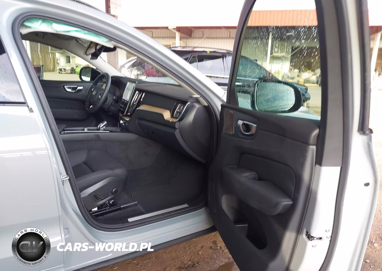 2026 Volvo Xc60 B5 Plus VIN:YV4M12RC5T1300149 - 5