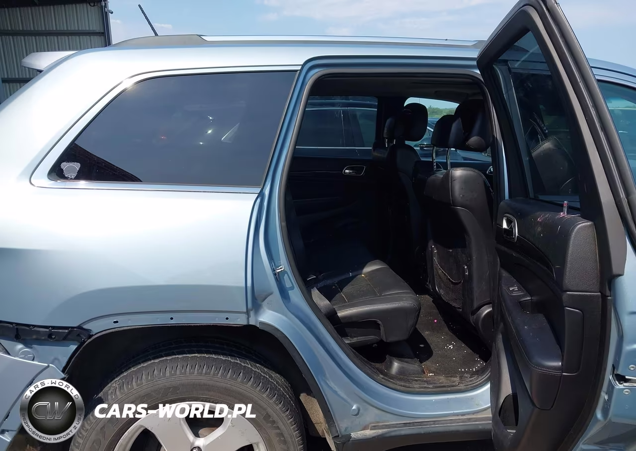 2013 Jeep Grand Cherokee Laredo VIN:1C4RJFAG3DC555385 - 8