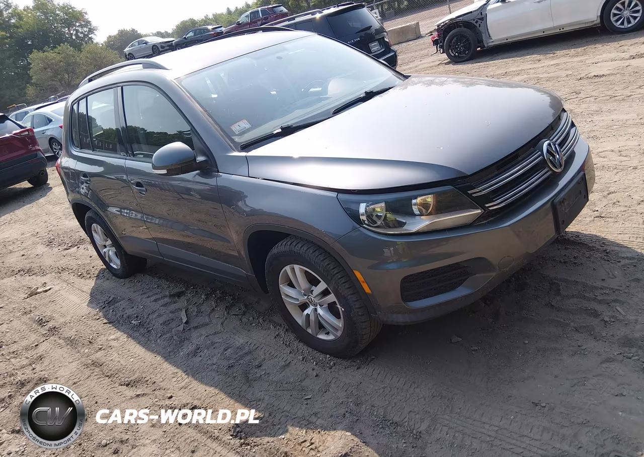 2015 Volkswagen Tiguan S – zdjęcie 1 z 16