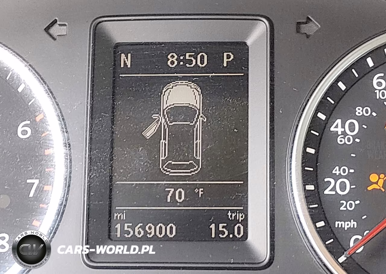 2015 Volkswagen Tiguan S VIN:WVGBV7AX9FW615419 - 15