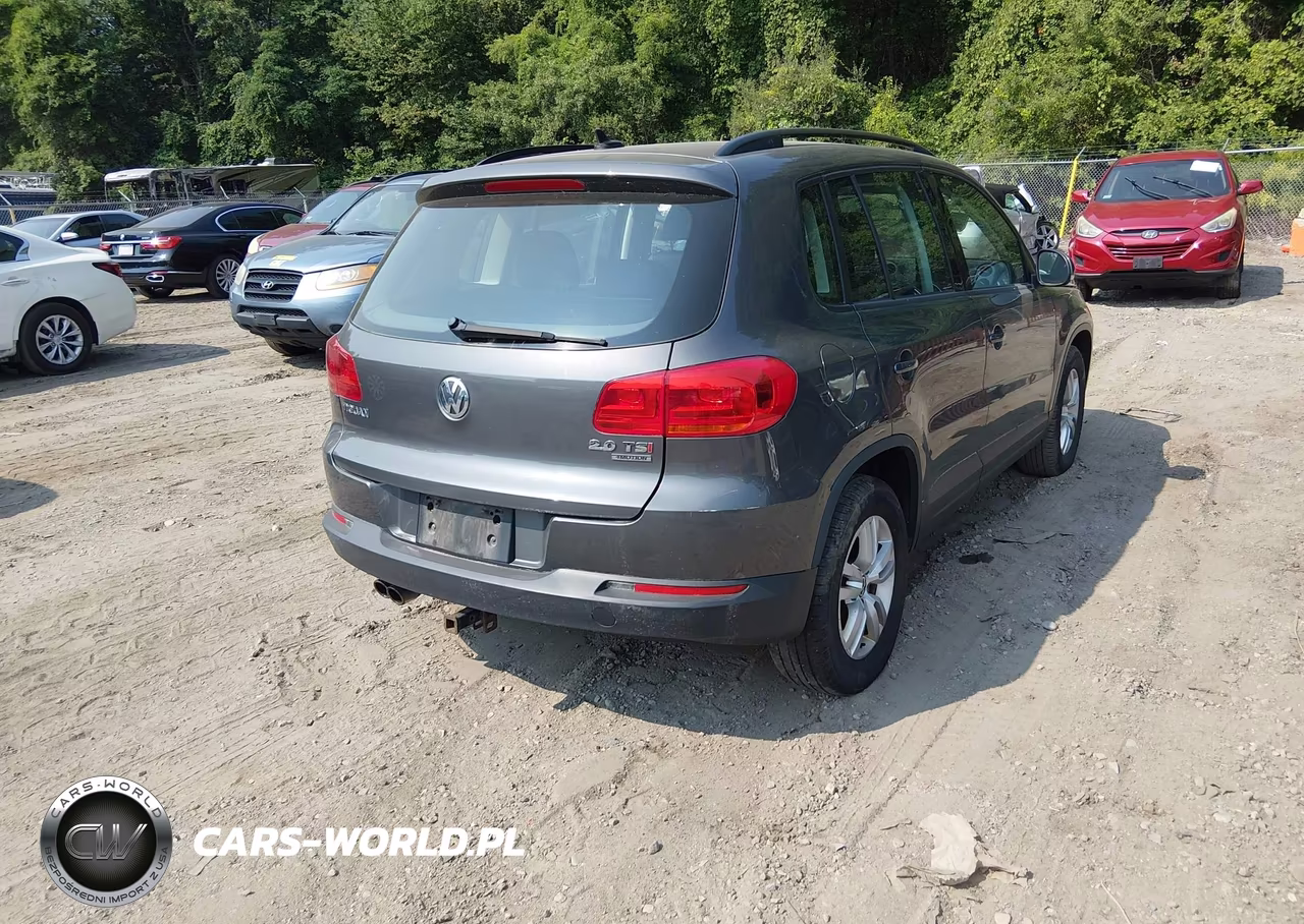 2015 Volkswagen Tiguan S VIN:WVGBV7AX9FW615419 - 4