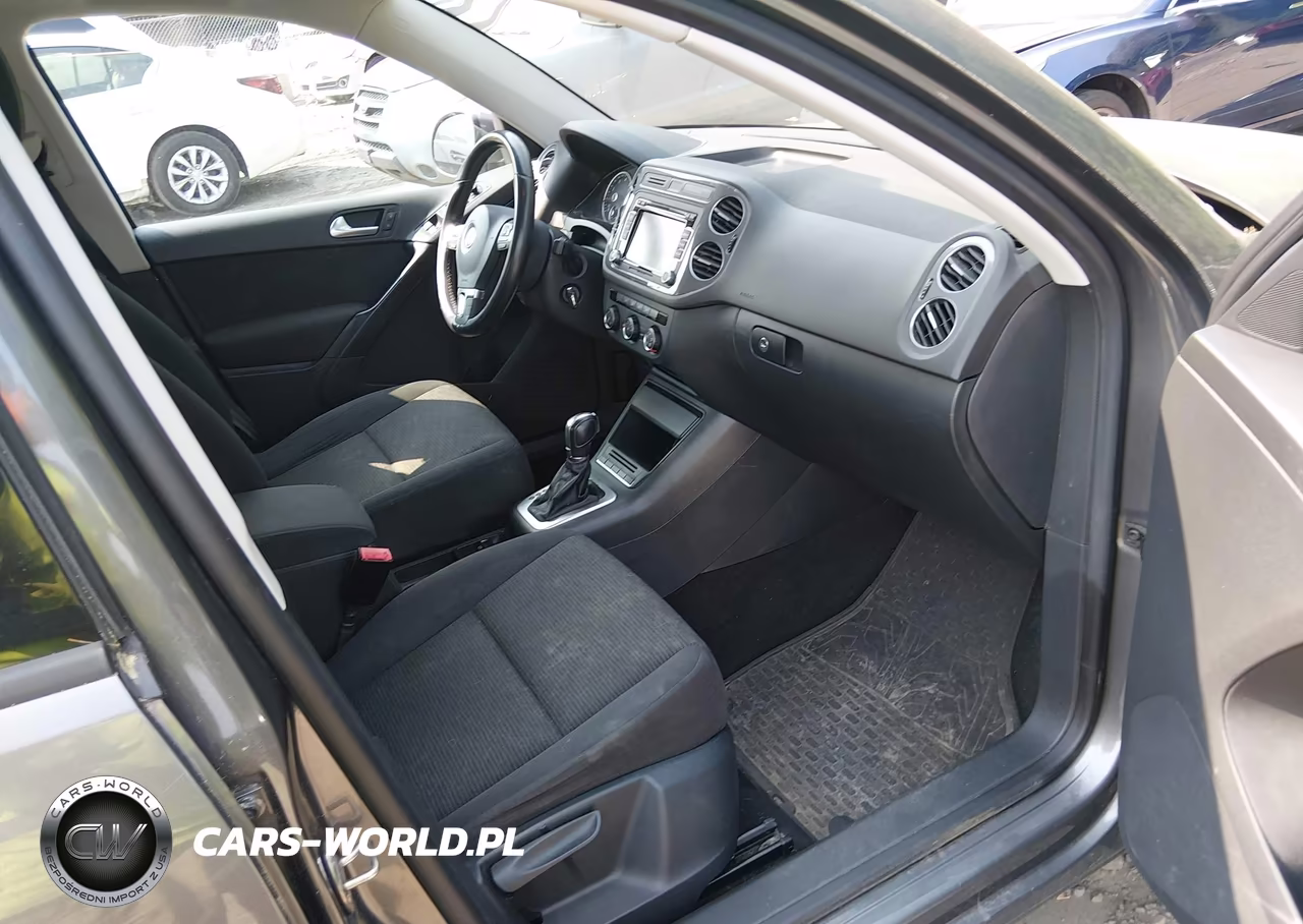 2015 Volkswagen Tiguan S VIN:WVGBV7AX9FW615419 - 5