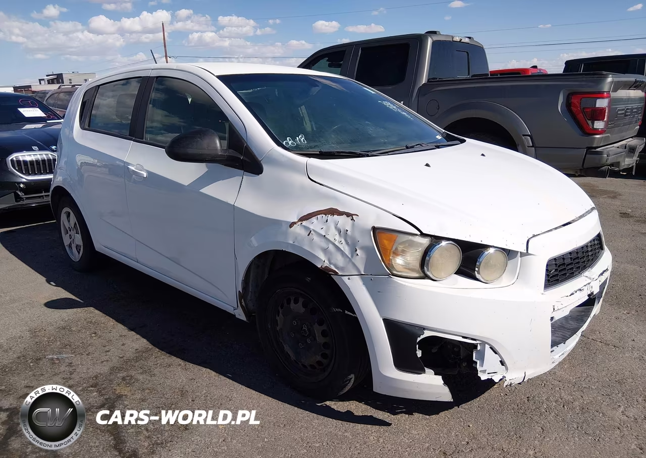 2016 Chevrolet Sonic Ls Auto – zdjęcie 1 z 11