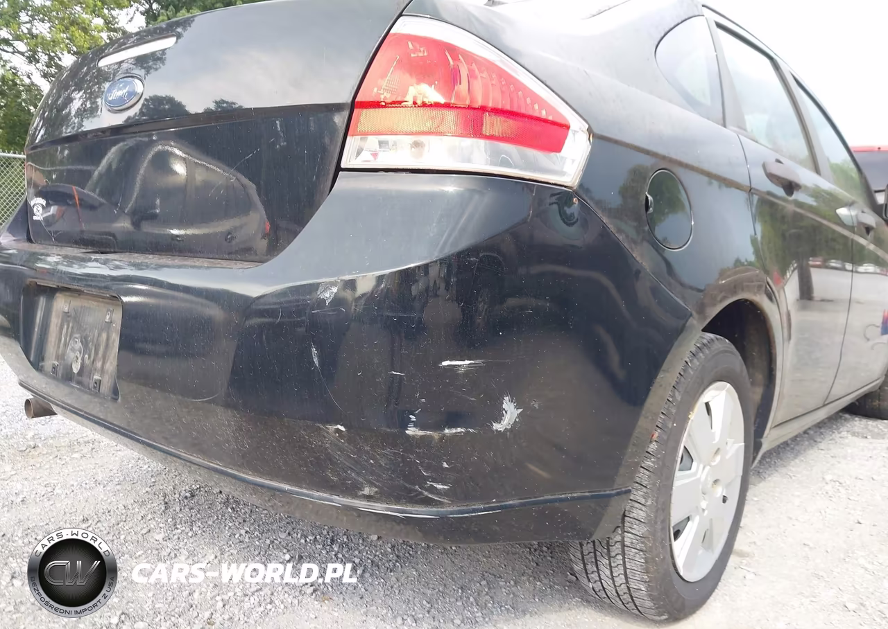 2010 Ford Focus S VIN:1FAHP3EN7AW140877 - 13