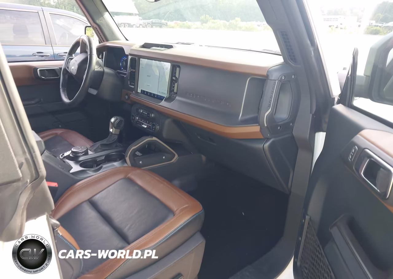2024 Ford Bronco Outer Banks VIN:1FMDE8BH4RLA51996 - 5