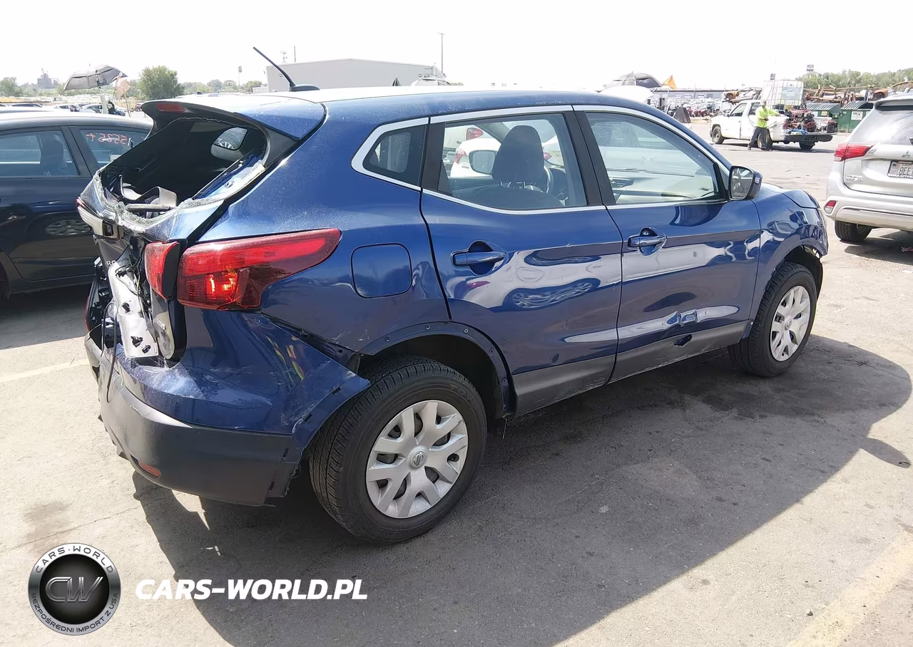2019 Nissan Rogue Sport S VIN:JN1BJ1CR3KW351929 - 4