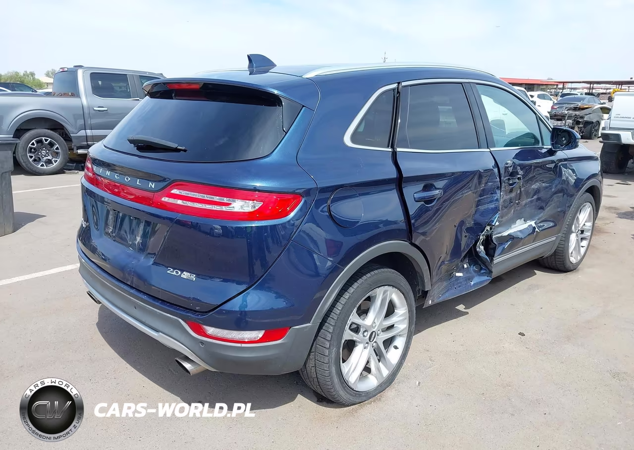 2015 Lincoln Mkc VIN:5LMCJ2A9XFUJ00698 - 4