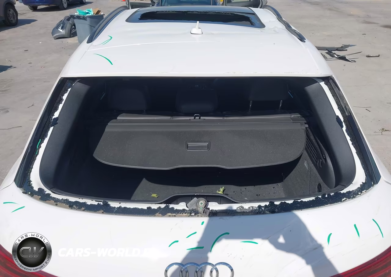 2018 Audi Q3 2.0T Premium-2.0T Sport Premium VIN:WA1JCCFS8JR012104 - 18