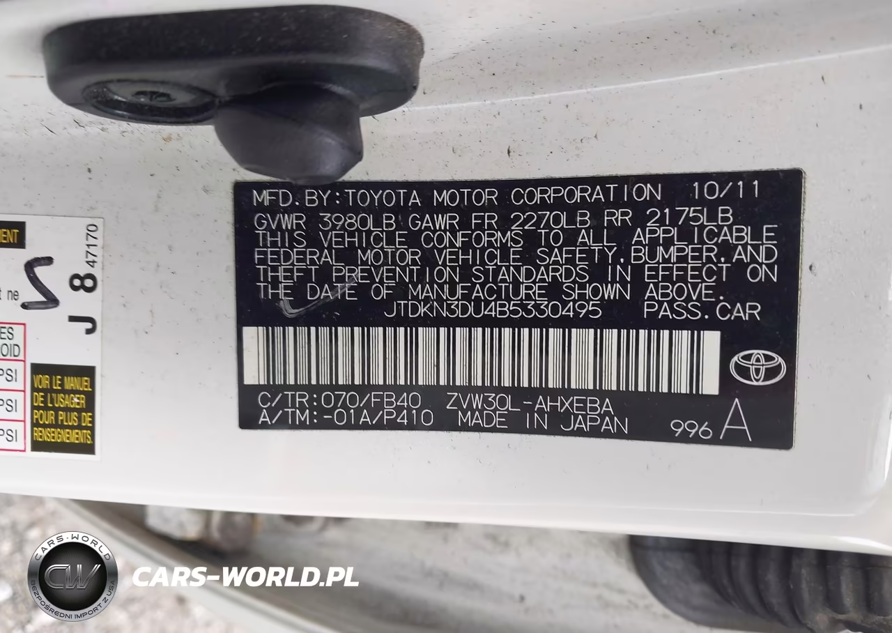 2011 Toyota Prius Two VIN:JTDKN3DU4B5330495 - 9