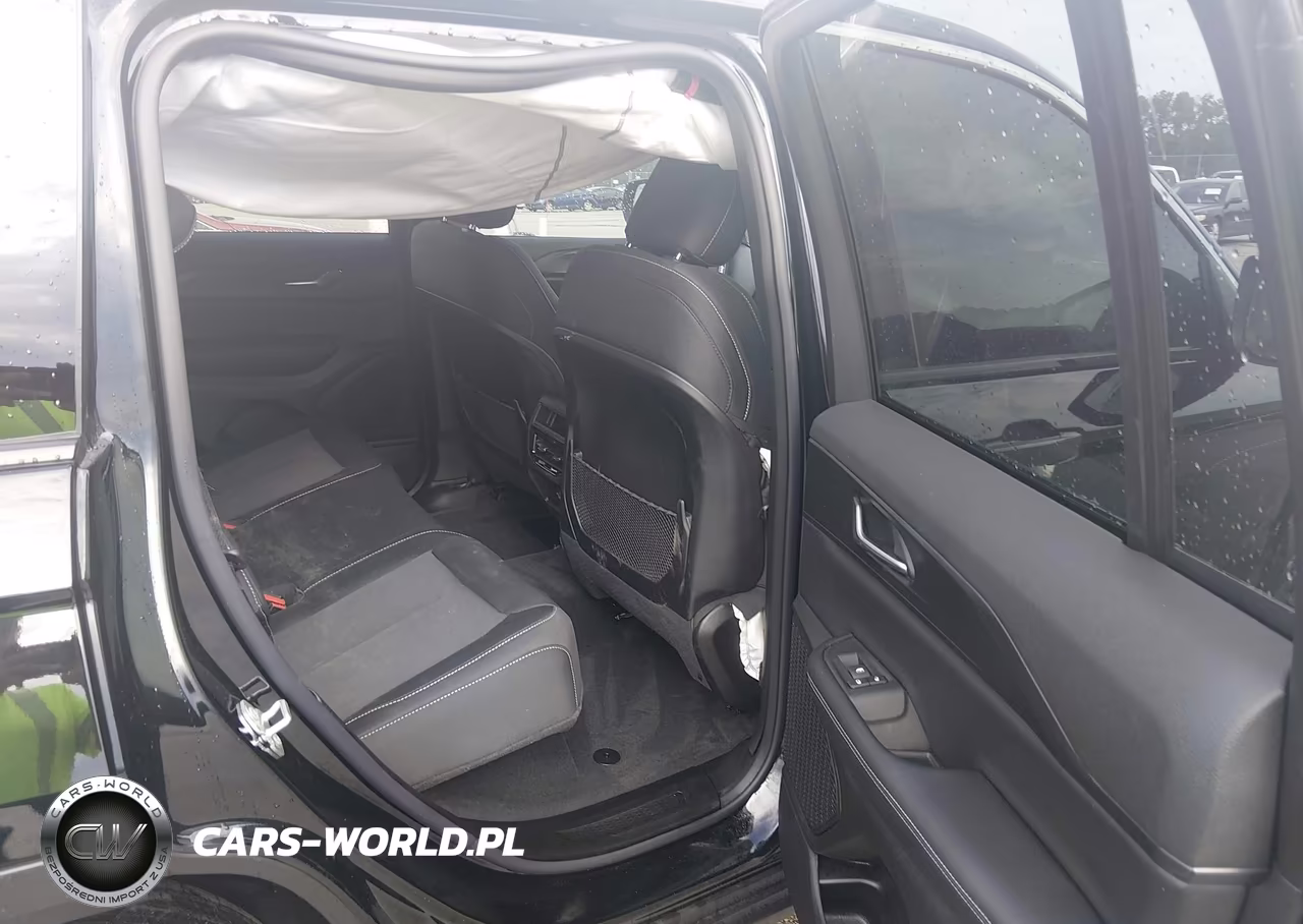2026 Jeep Grand Cherokee Laredo 4X2 VIN:1C4RJGAG4TC279268 - 8