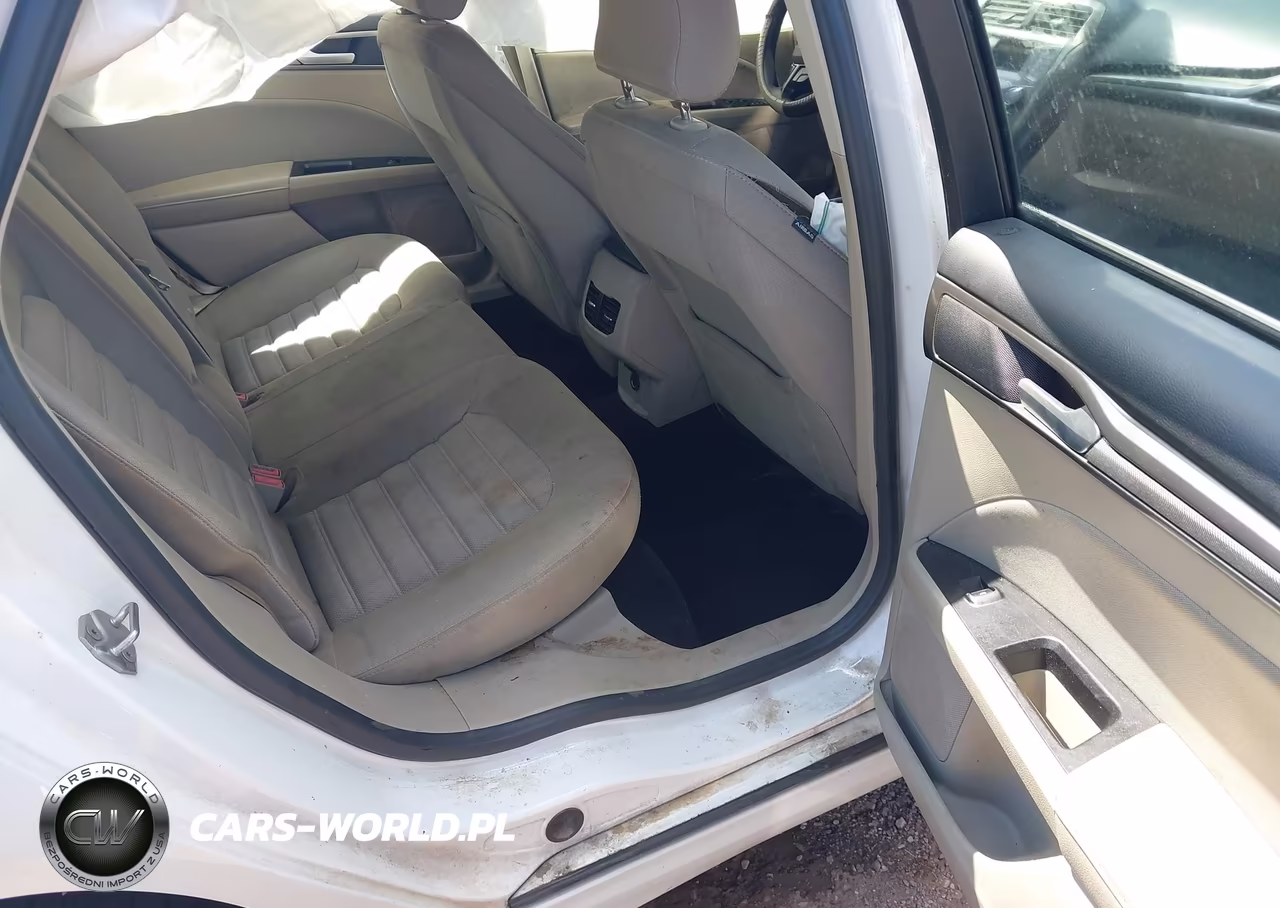 2017 Ford Fusion Se VIN:3FA6P0H75HR235499 - 8