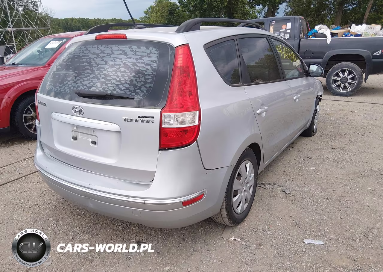 2010 Hyundai Elantra Touring Gls VIN:KMHDC8AE8AU064407 - 4