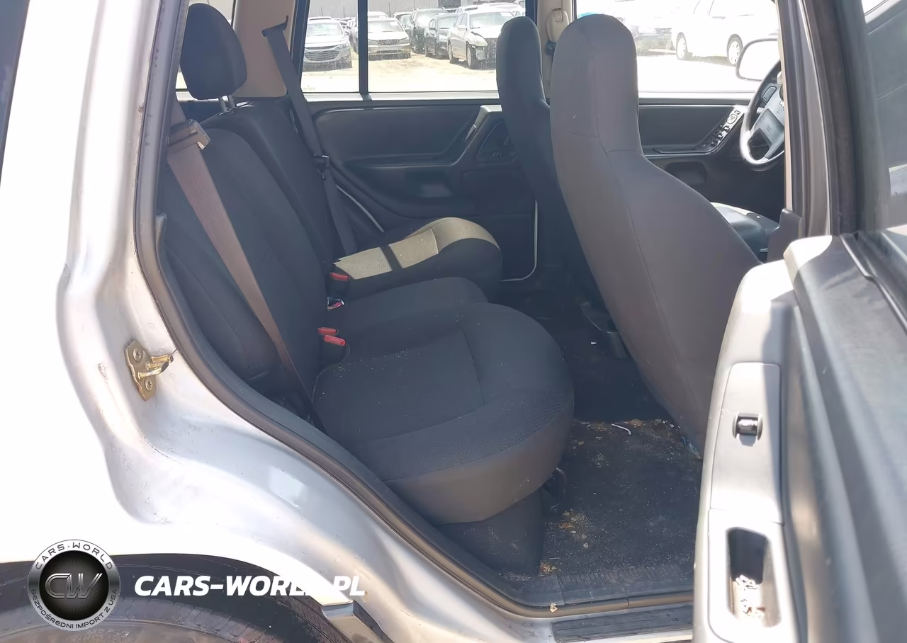 2004 Jeep Grand Cherokee Laredo VIN:1J4GX48S84C152596 - 8