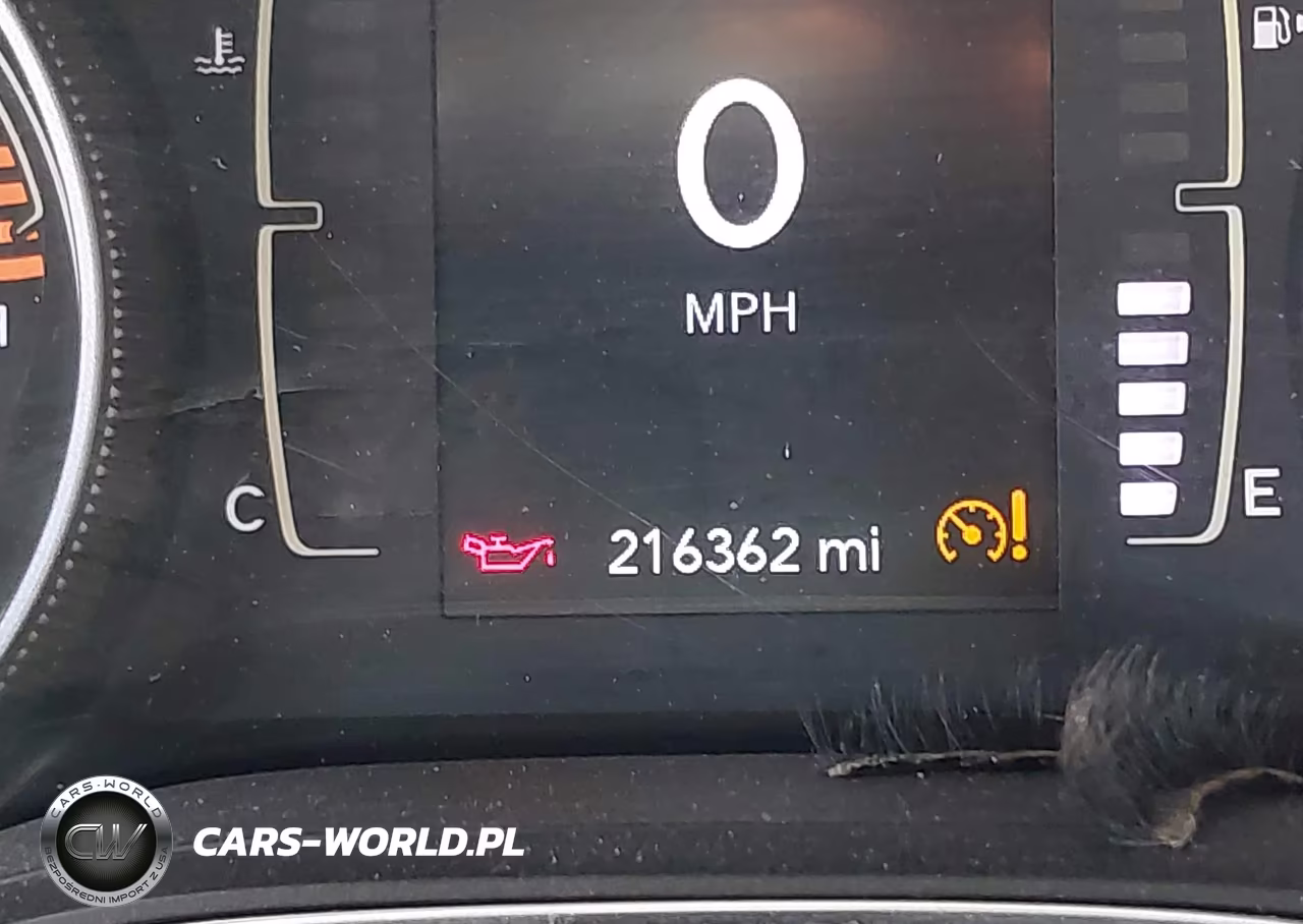 2019 Jeep Cherokee Latitude Fwd VIN:1C4PJLCB7KD232911 - 16