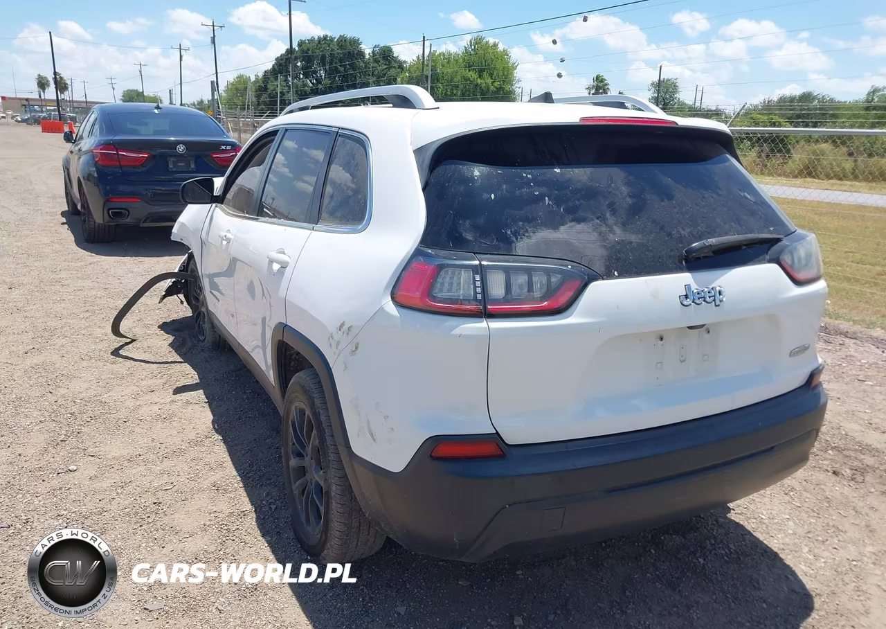 2019 Jeep Cherokee Latitude Fwd VIN:1C4PJLCB7KD232911 - 3