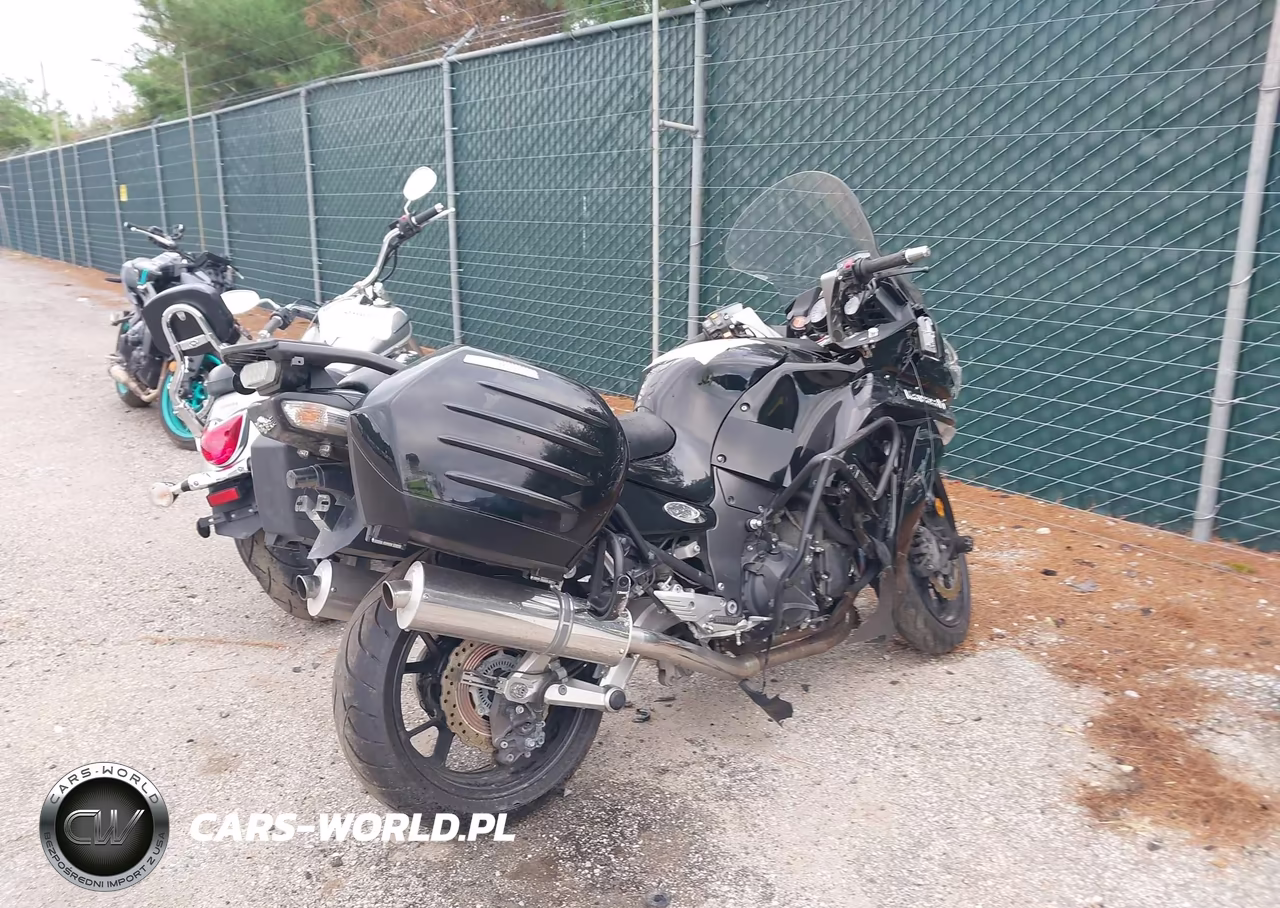 2012 Kawasaki Zg1400 C VIN:JKBZGNC19CA015198 - 4