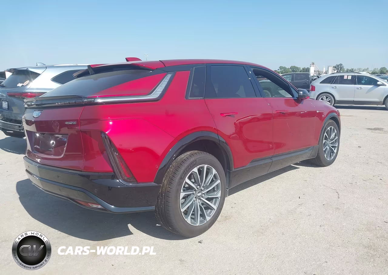 2026 Cadillac Lyriq Sport Awd VIN:1GYKPURK0TZ300972 - 4