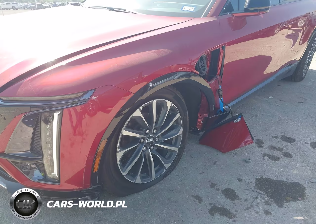 2026 Cadillac Lyriq Sport Awd VIN:1GYKPURK0TZ300972 - 6