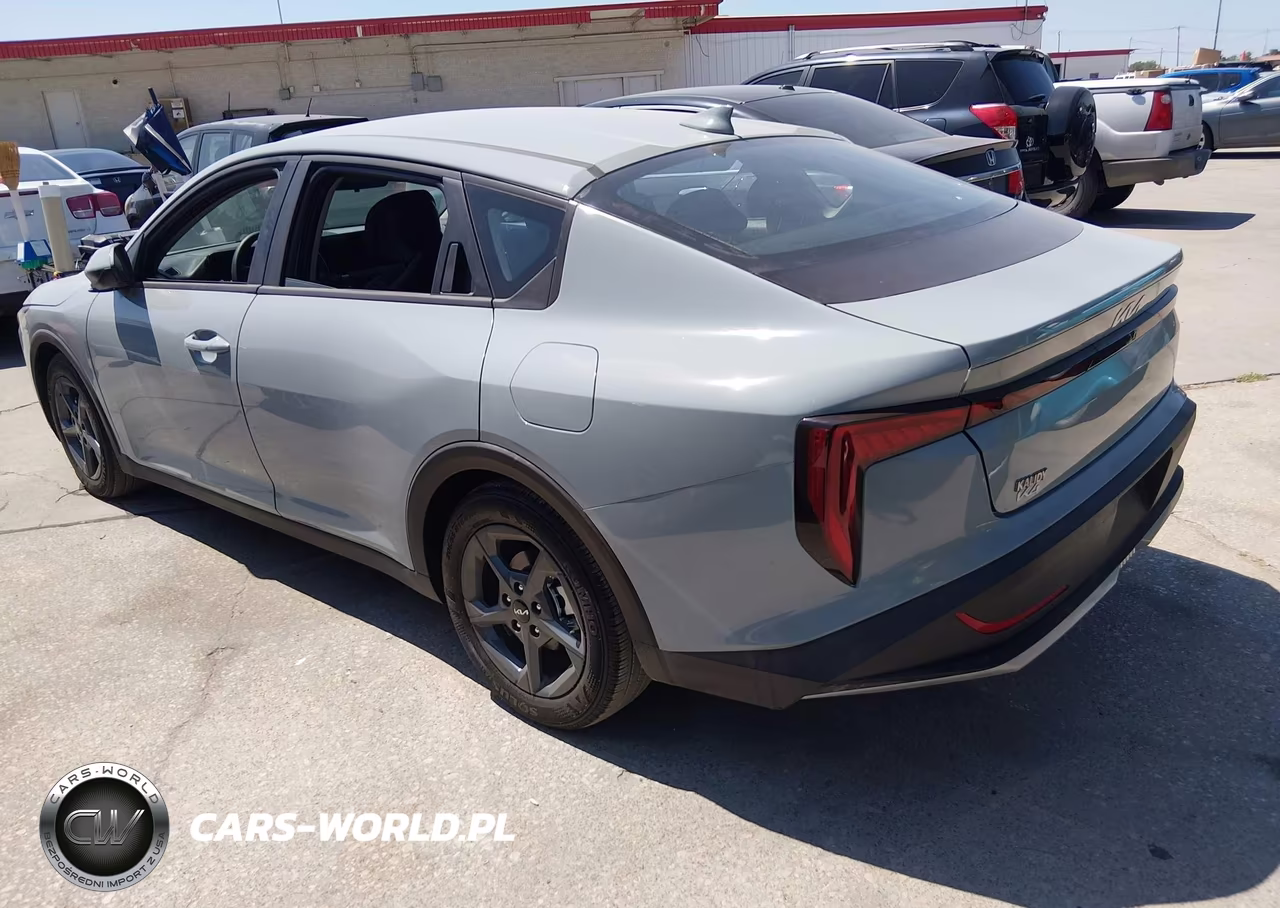 2025 Kia K4 Lxs VIN:3KPFT4DE4SE221688 - 3