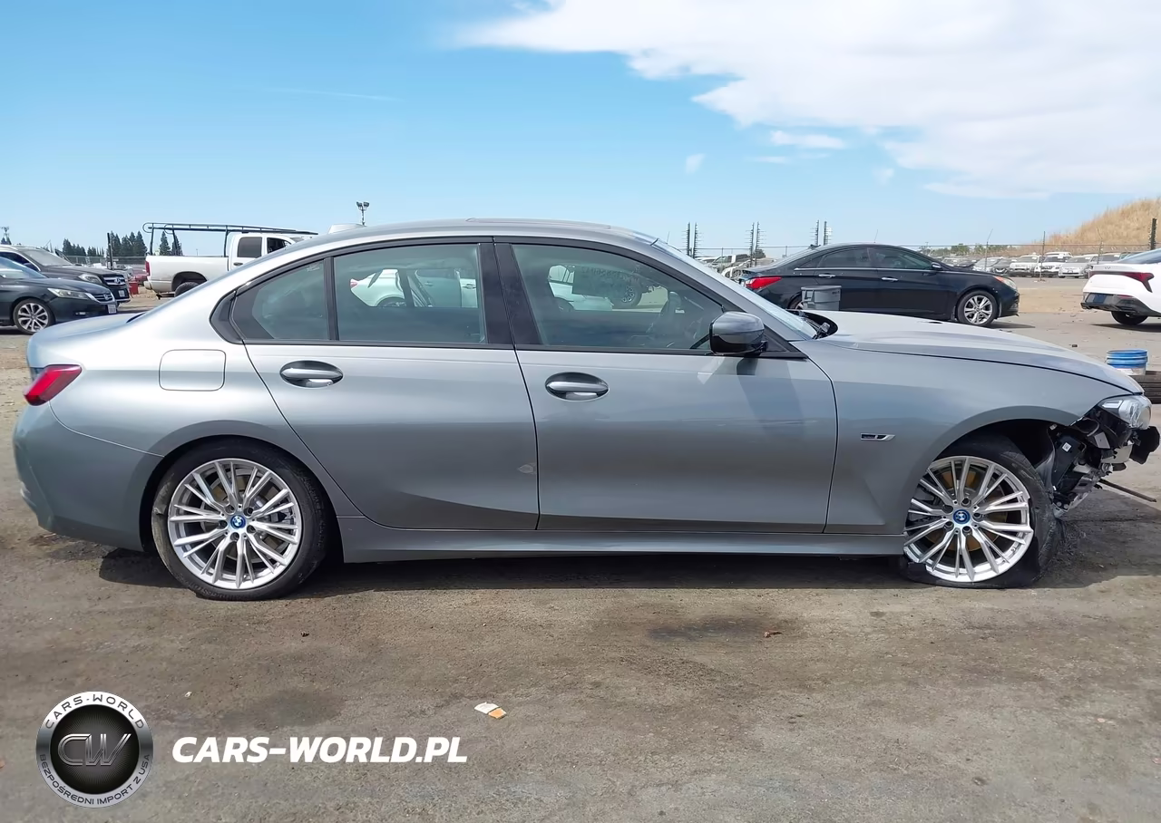 2023 BMW 330E VIN:3MW39FF09P8C91303 - 14