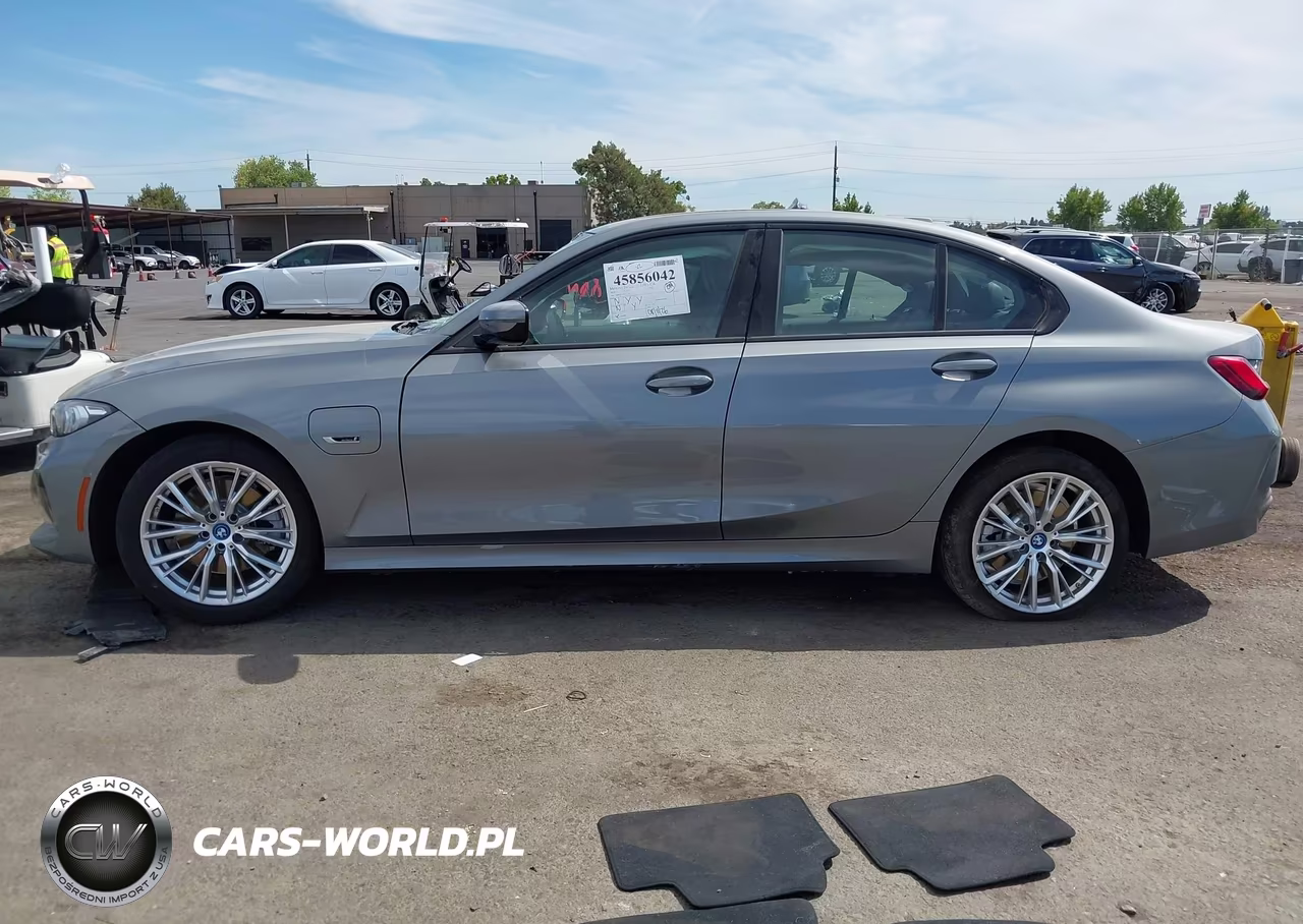 2023 BMW 330E VIN:3MW39FF09P8C91303 - 15