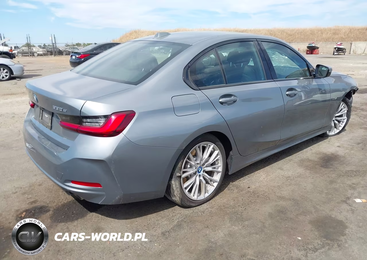 2023 BMW 330E VIN:3MW39FF09P8C91303 - 4