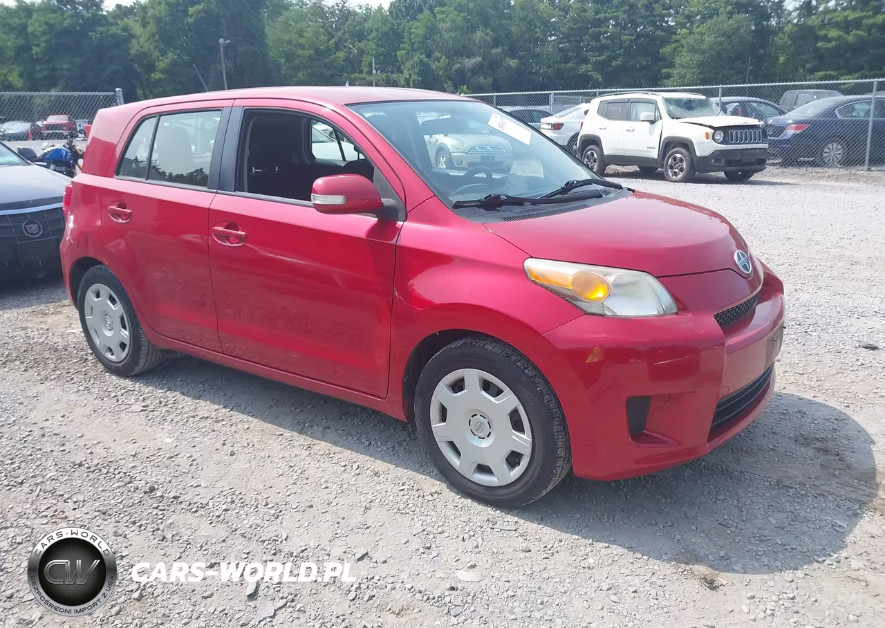 2013 Scion Xd – zdjęcie 1 z 11