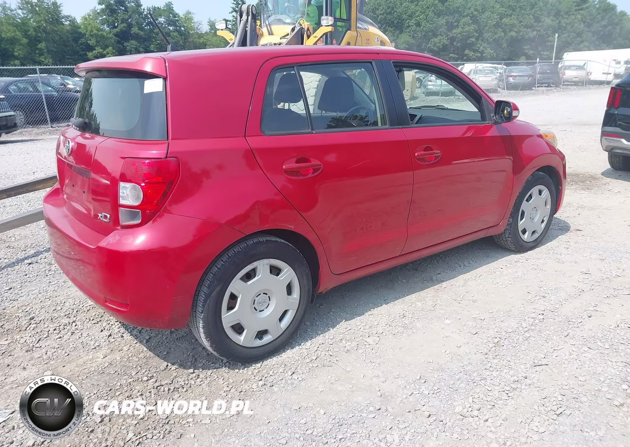 2013 Scion Xd VIN:JTKKUPB42D1035976 - 4