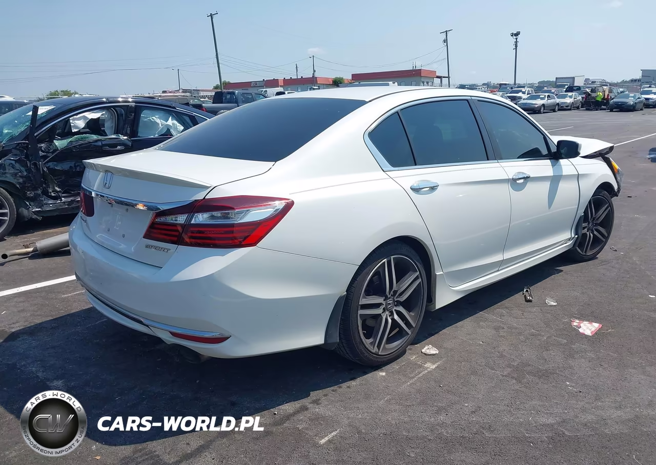 2016 Honda Accord Sport VIN:1HGCR2F50GA210122 - 4