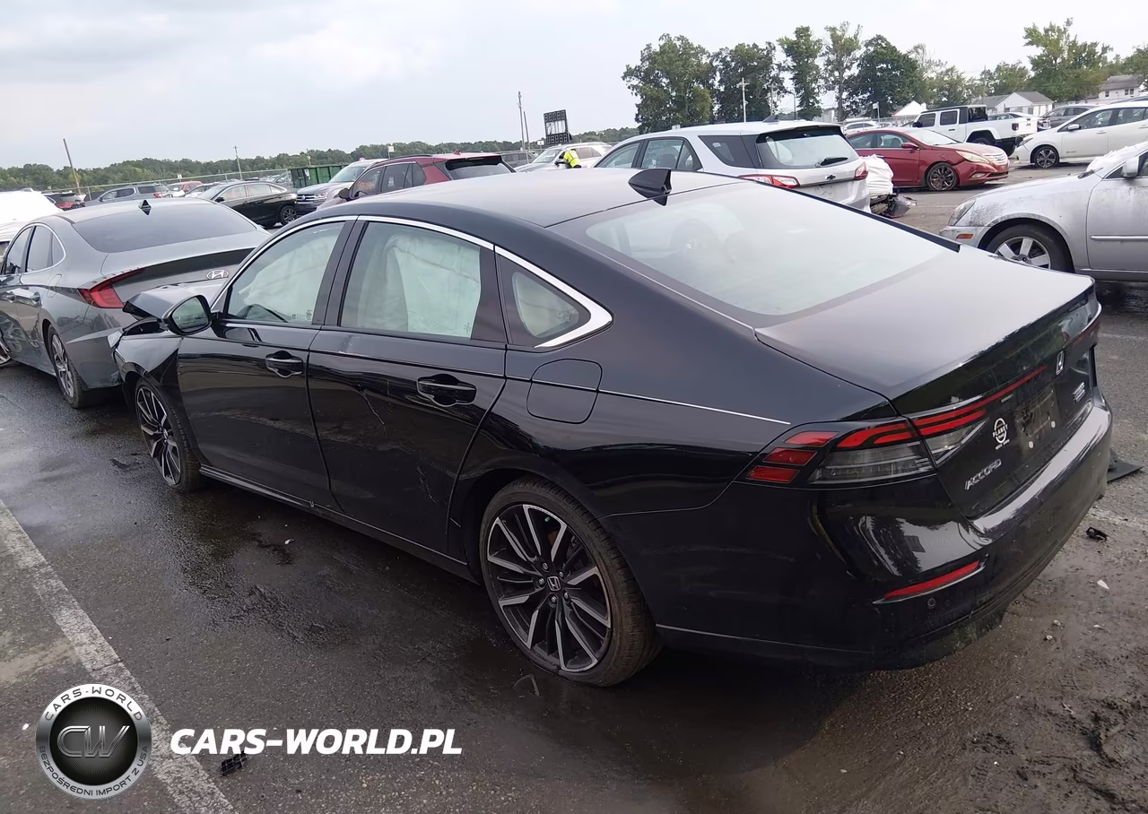 2024 Honda Accord Hybrid Touring VIN:1HGCY2F81RA094106 - 3