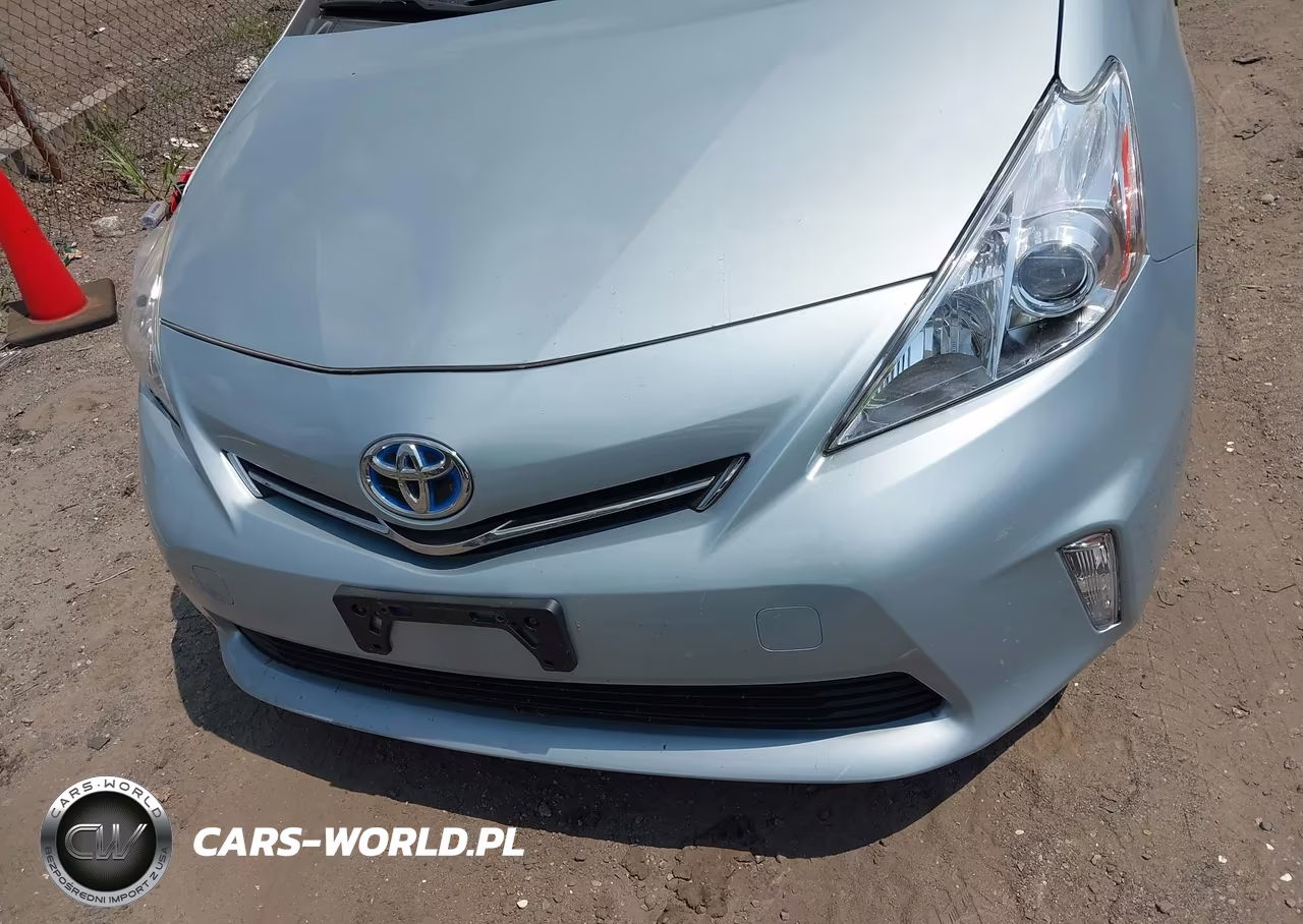 2014 Toyota Prius V Three VIN:JTDZN3EU2EJ007992 - 12