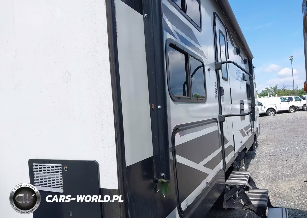 2019 Grand Design Recreational Imagine VIN:573TE3228K6614494 - 4