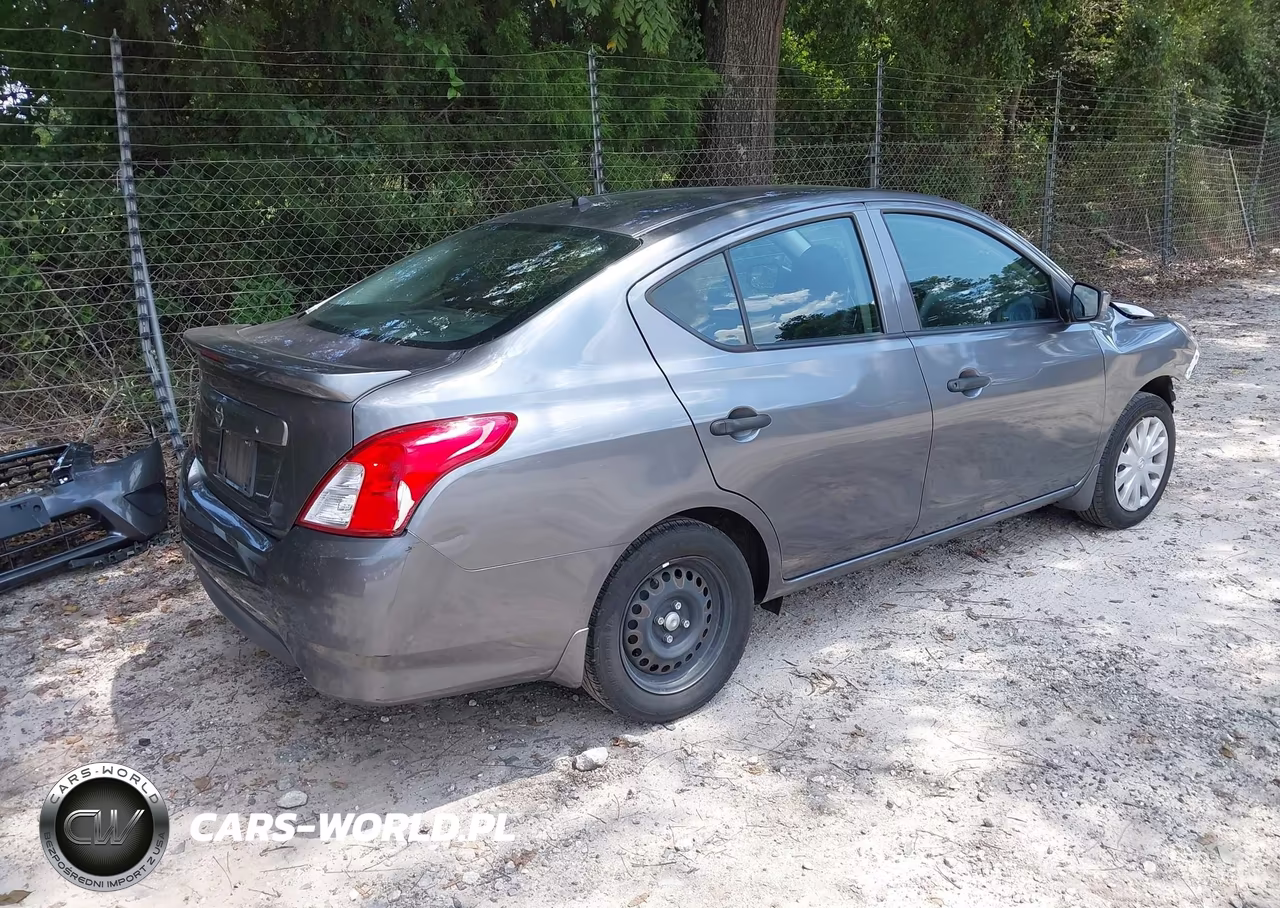 2017 Nissan Versa 1.6 S+ VIN:3N1CN7AP2HL870000 - 4