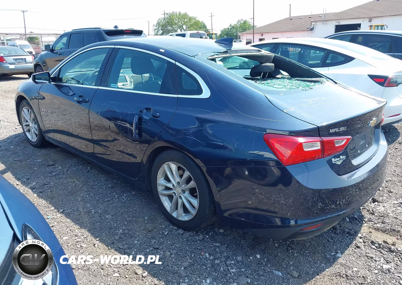 2018 Chevrolet Malibu Lt VIN:1G1ZD5ST8JF115386 - 3