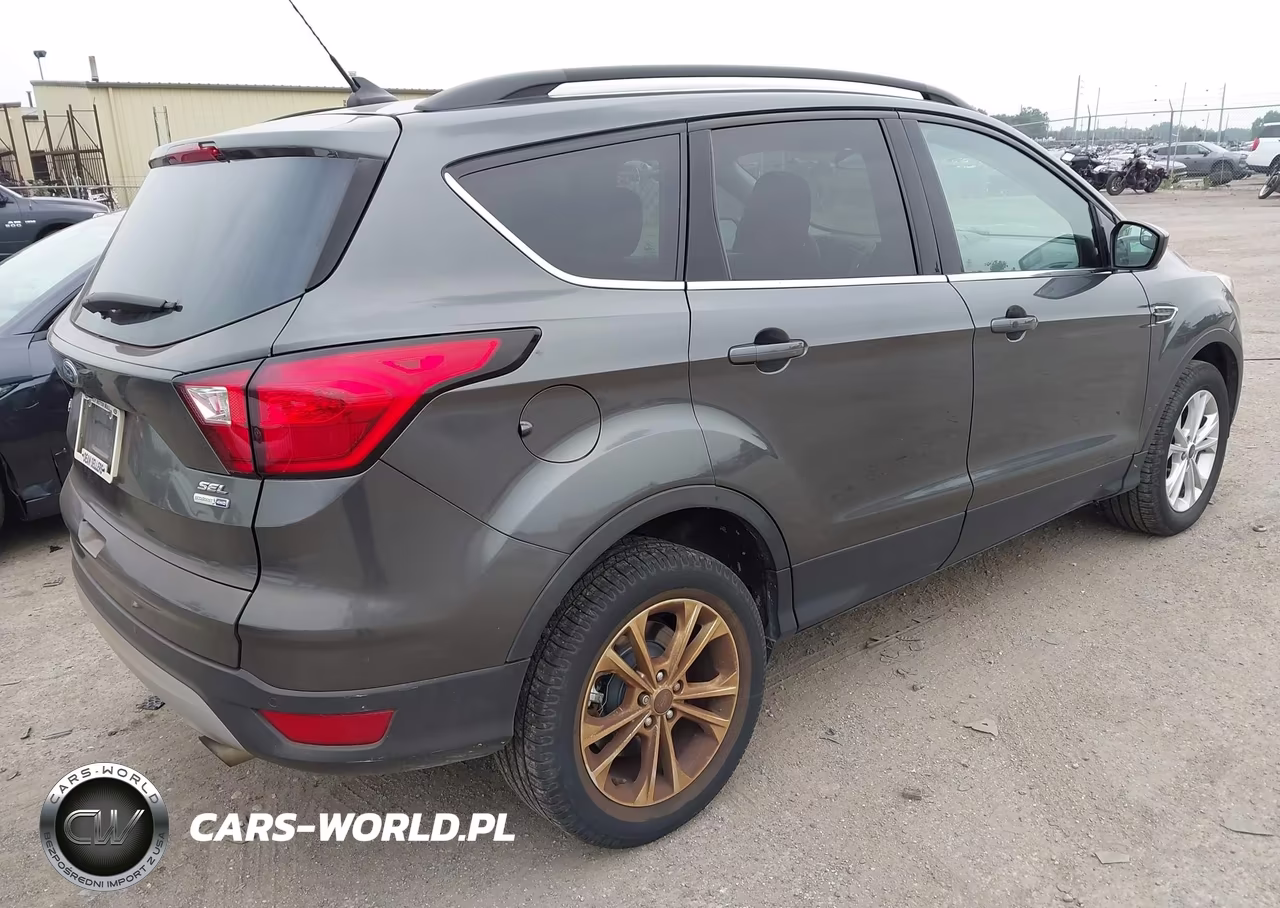 2019 Ford Escape Sel VIN:1FMCU9HDXKUA81349 - 4