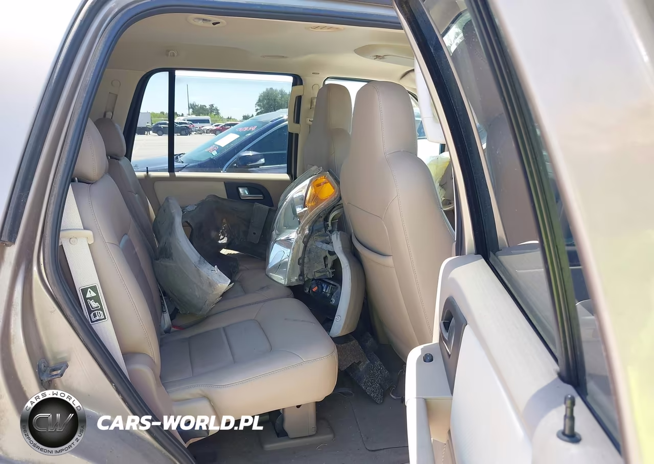 2003 Ford Expedition Xlt VIN:1FMEU15WX3LC23724 - 8