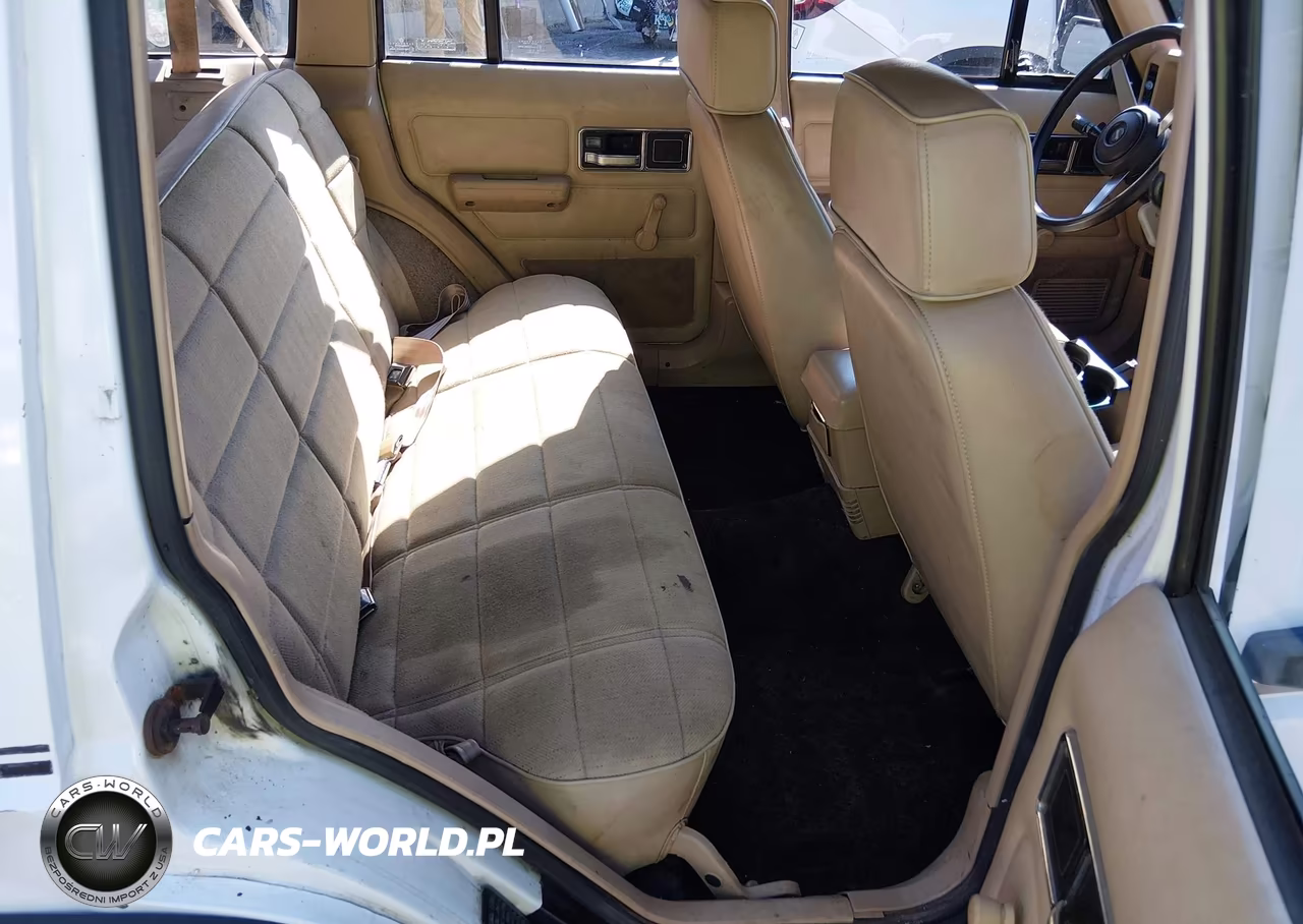 1992 Jeep Cherokee Sport VIN:1J4FJ88S2NL138733 - 8