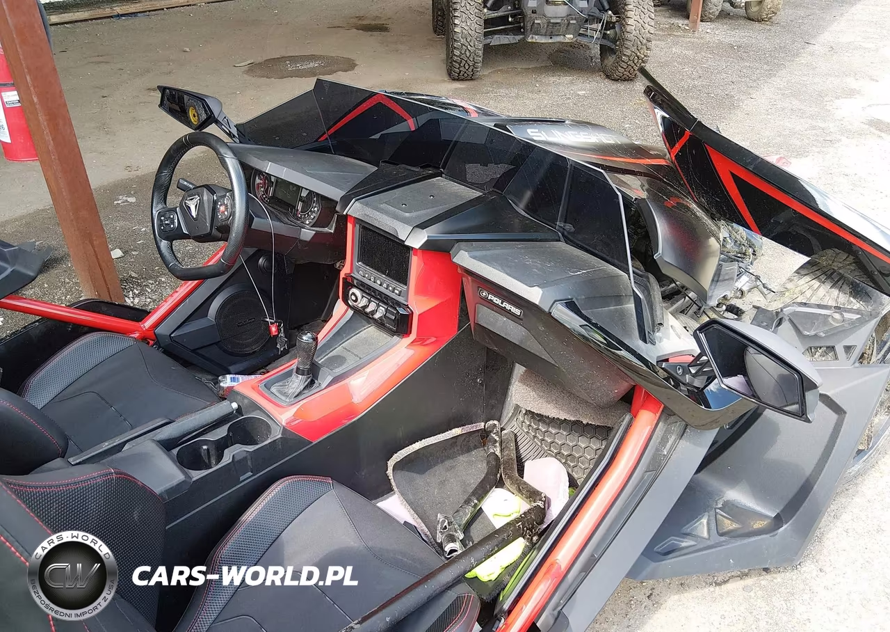 2020 Polaris Slingshot R VIN:57XAARGB5L8137512 - 5