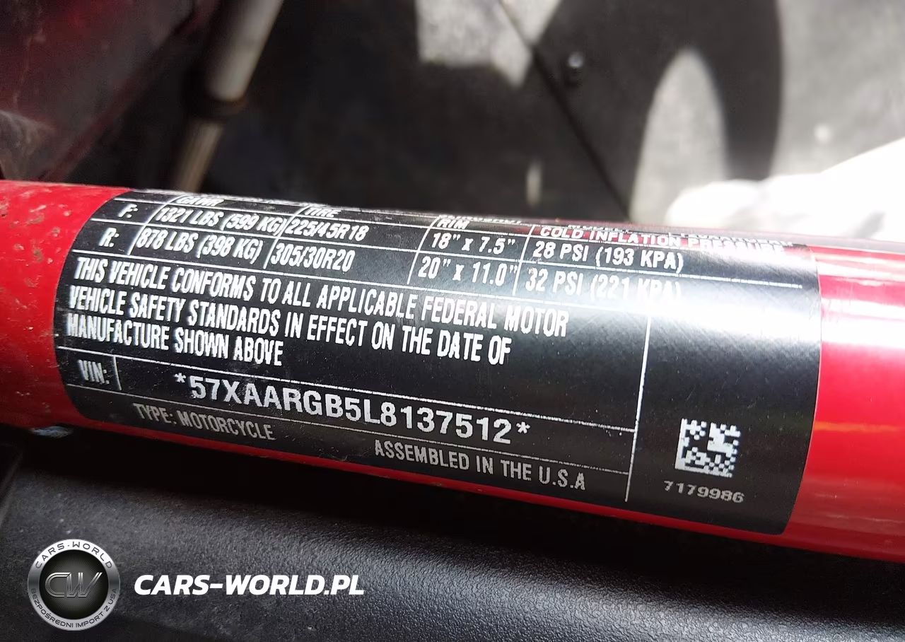 2020 Polaris Slingshot R VIN:57XAARGB5L8137512 - 9