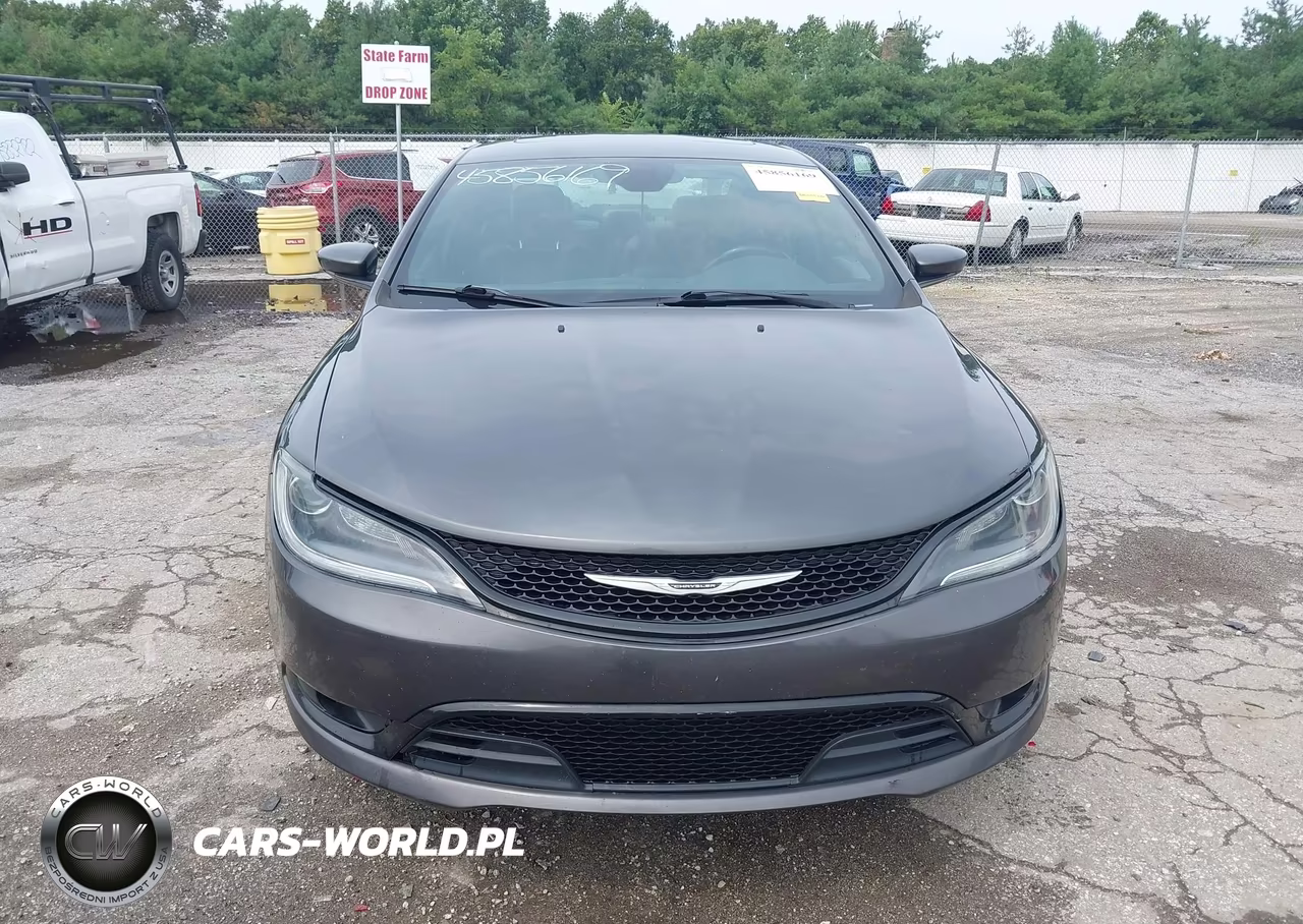 2015 Chrysler 200 S VIN:1C3CCCBB3FN500352 - 12