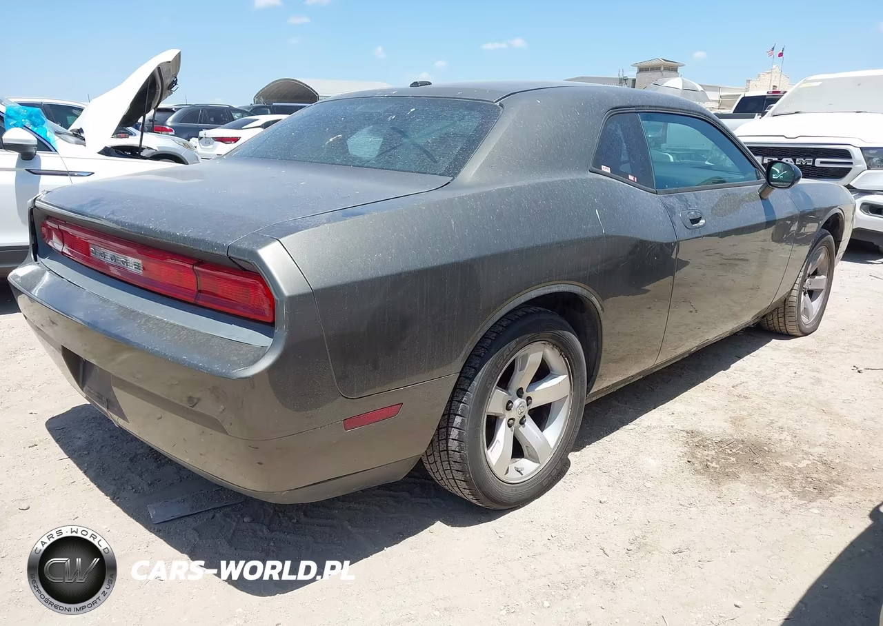 2009 Dodge Challenger Se VIN:2B3LJ44V89H609838 - 4