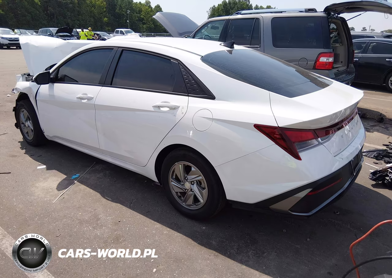 2026 Hyundai Elantra Se VIN:KMHLL4DG9TU189534 - 3
