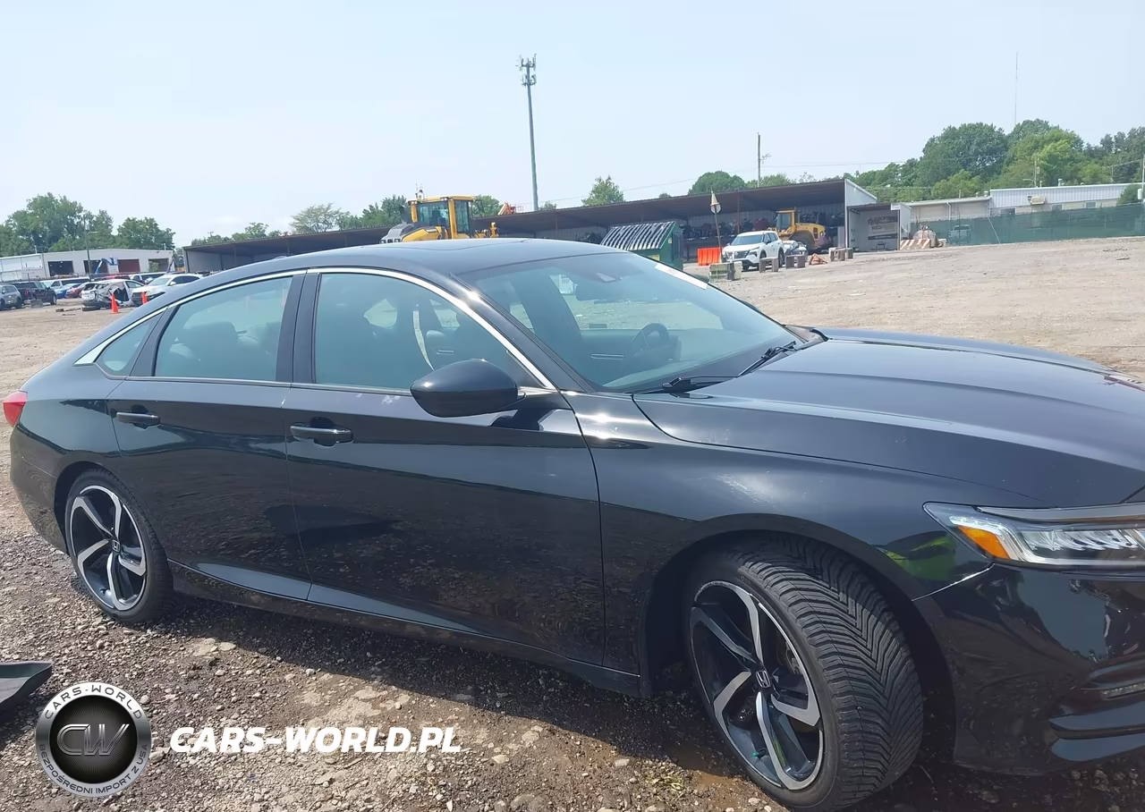 2018 Honda Accord Sport 2.0T VIN:1HGCV2E3XJA002333 - 13